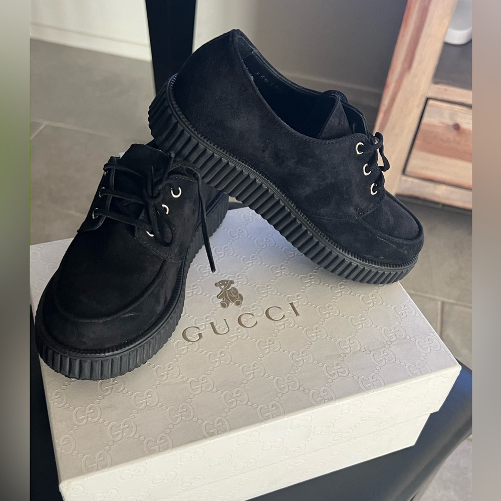 Boys Gucci shoes